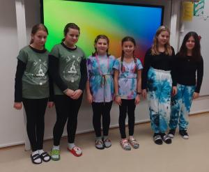 cf4ba0b1-ff15-46c4-b937-af29c39af411